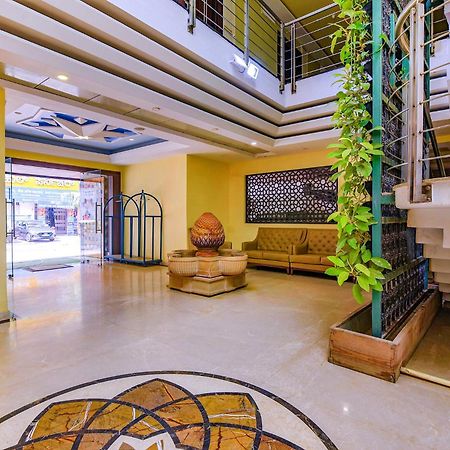 העיר בנגלור Fabhotel Phoenix Resorts - Nr M Chinnaswamy Stadium מראה חיצוני תמונה