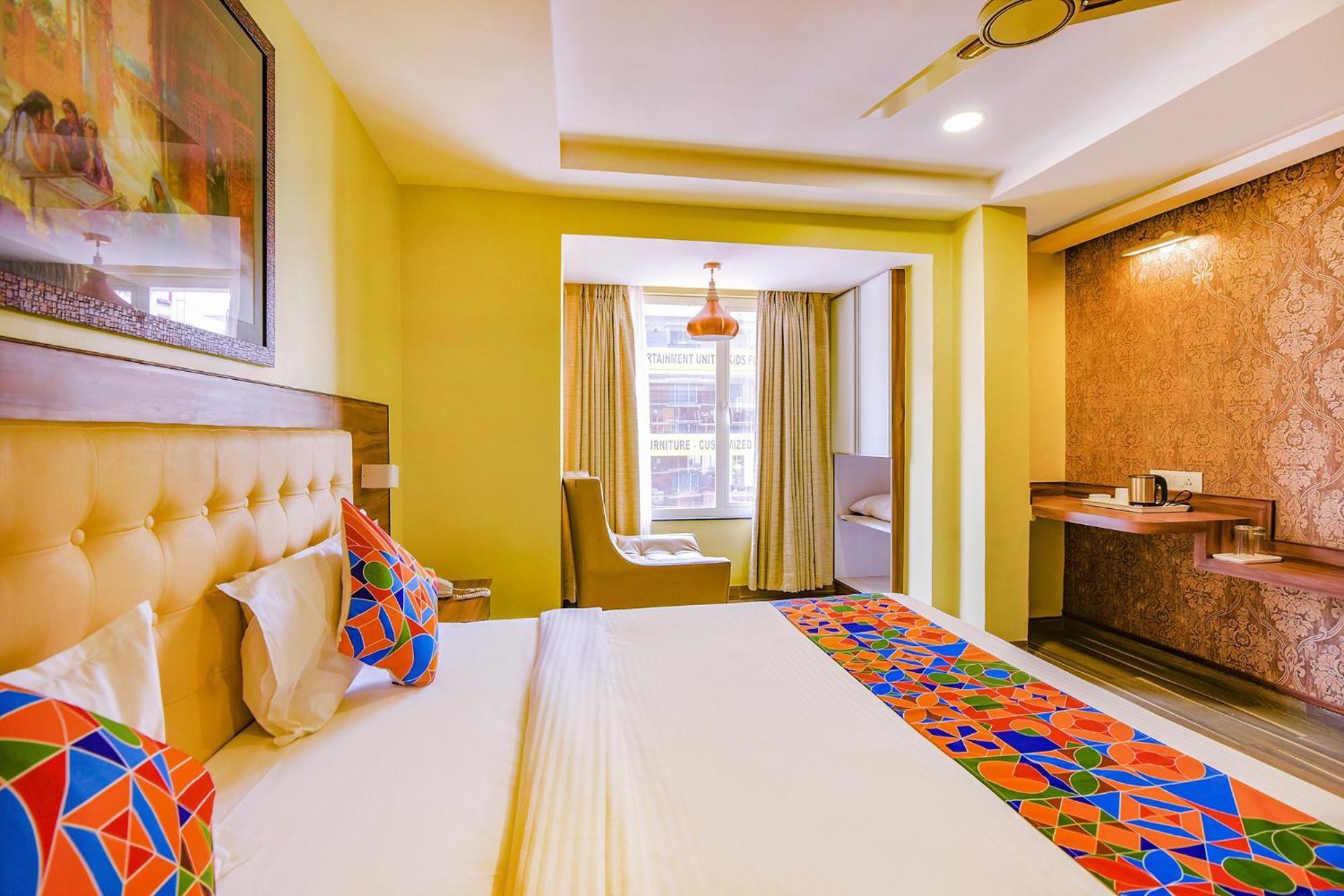 העיר בנגלור Fabhotel Phoenix Resorts - Nr M Chinnaswamy Stadium מראה חיצוני תמונה